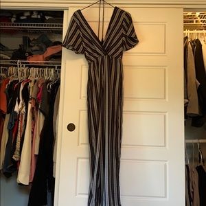 Cute comfy black and white striped pant suit